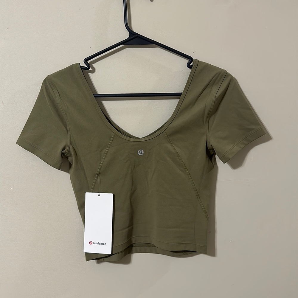 LULULEMON ALIGN TEE NWT